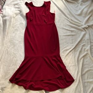 Elegant Red Sleeveless Dress